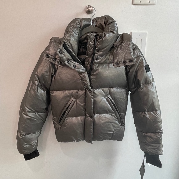 Gunmetal Sam Down Jacket with Detachable Hood
